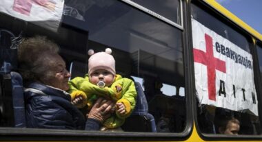 В Херсоне снова расширили зону обязательной эвакуации семей с детьми
