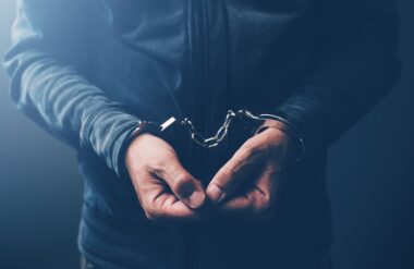 В Херсоне 18-летний юноша изнасиловал 71-летнюю женщину