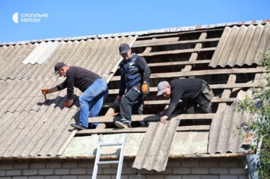 Херсон — місто, що будує себе під обстрілами