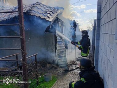 Херсонщина під масованим ударом: загинула людина, шестеро поранені